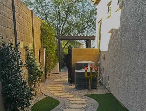 Montoya's Landscaping LLC